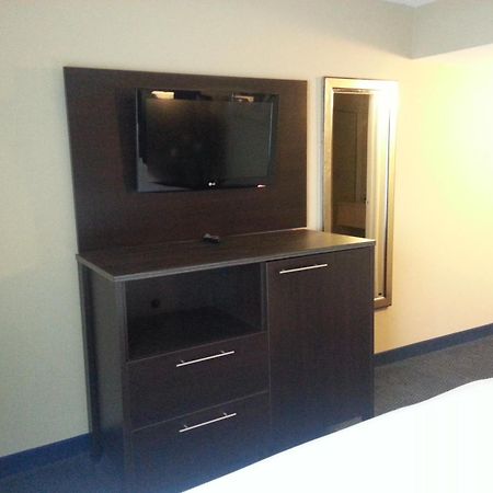 Howard Johnson By Wyndham Odessa Tx Екстер'єр фото